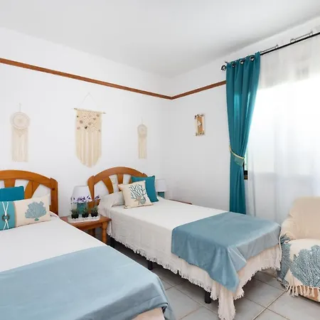 Home2book Cosy Pool & Terrace, *